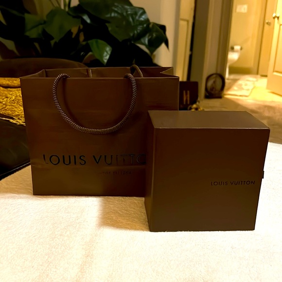 Louis Vuitton Handbags - Authentic Louis Vuitton Box and Tote Shopper